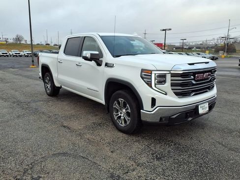 Used 2025 GMC Sierra 1500 SLT AWD/4WD image 4
