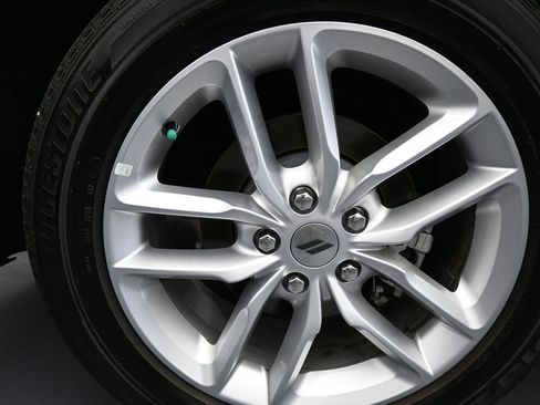 Used 2023 Dodge Durango GT image 45