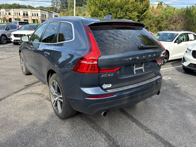 Used 2021 Volvo XC60 T5 Momentum w/ Premium Package AWD/4WD image 7
