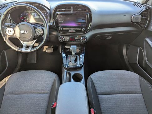 Certified 2021 Kia Soul EX image 9
