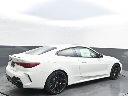 New 2026 BMW 430i Coupe w/ M Sport Package image 7