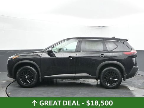 Used 2023 Nissan Rogue S image 9