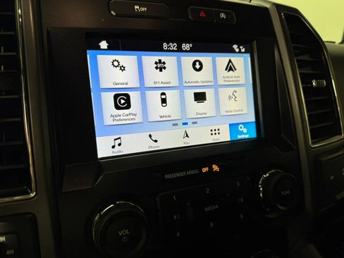 Used 2019 Ford F150 XLT w/ Equipment Group 302A Luxury AWD/4WD image 20