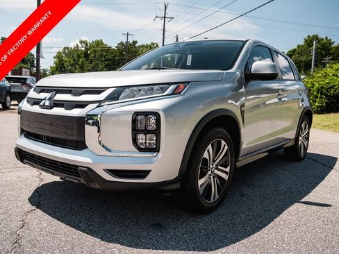 Used 2025 Mitsubishi Outlander Sport ES AWD/4WD image 3