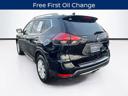 Used 2020 Nissan Rogue SV image 6