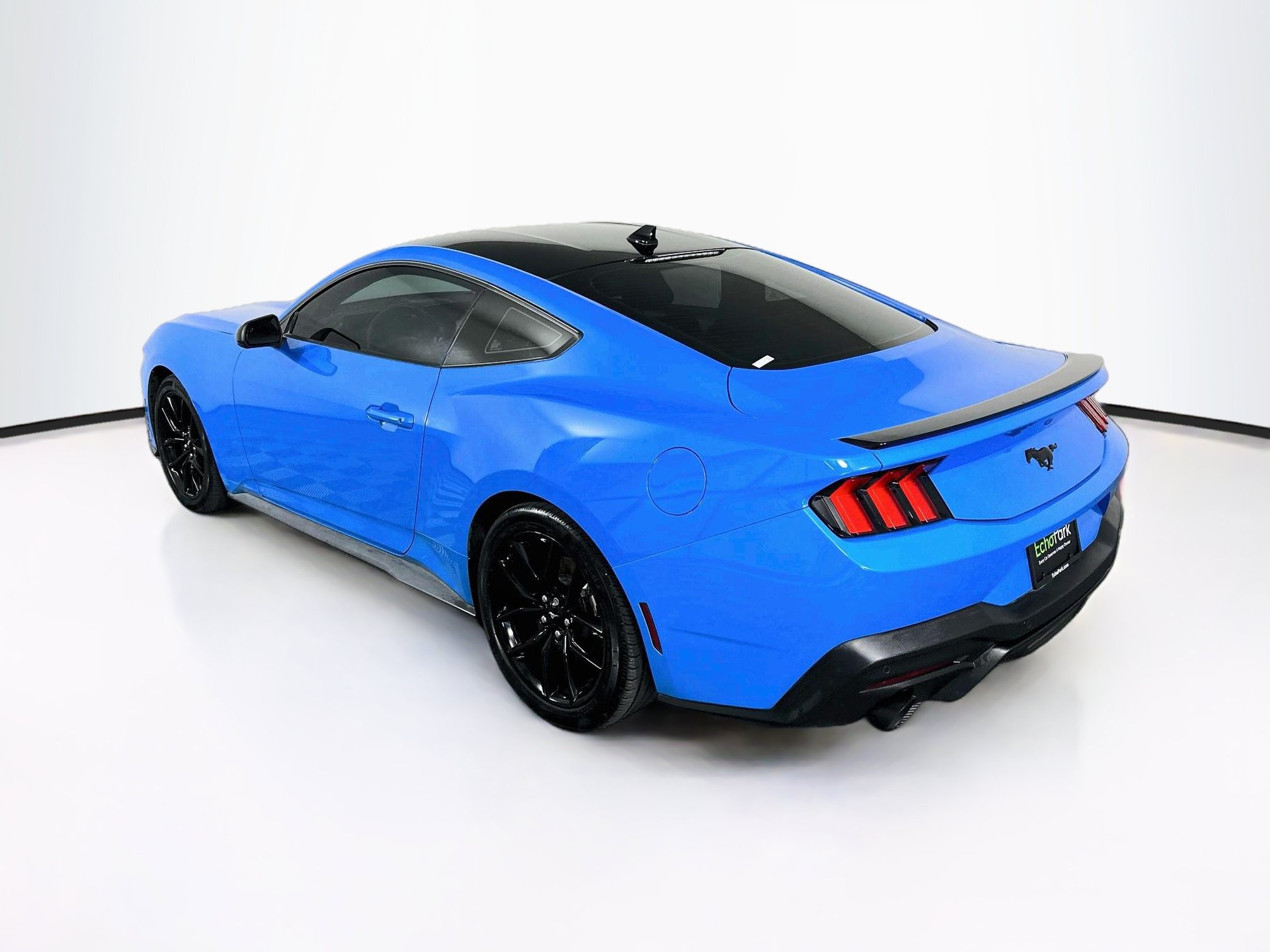 Used 2024 Ford Mustang Coupe RWD image 5