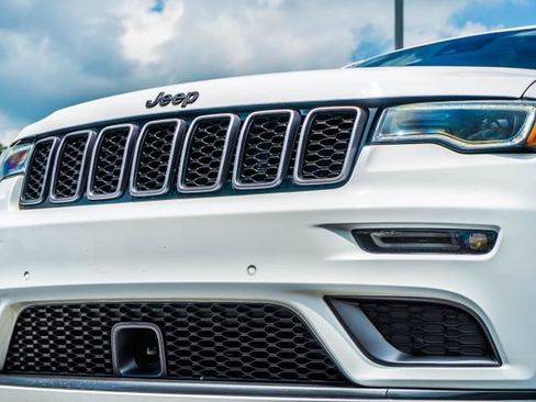 Used 2019 Jeep Grand Cherokee High Altitude AWD/4WD image 2