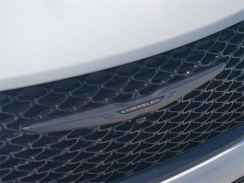 New 2026 Chrysler Pacifica Select w/ S Appearance Package image 13