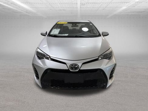 Used 2018 Toyota Corolla SE w/ Body Protection Package FWD image 2