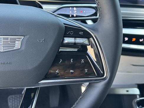 New 2026 Cadillac Lyriq Luxury RWD image 32