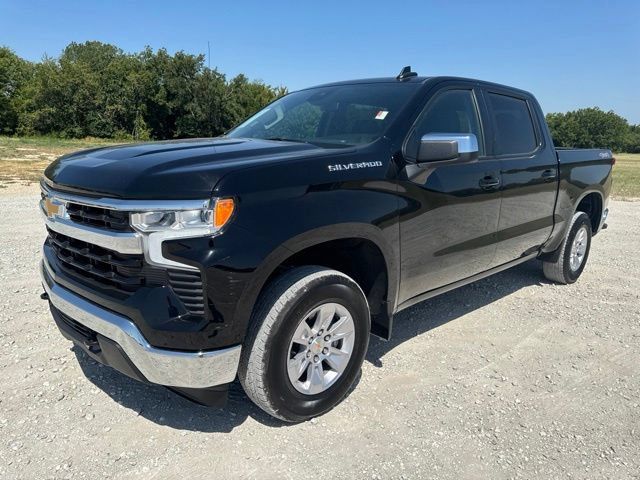 Used 2026 Chevrolet Silverado 1500 LT AWD/4WD image 1