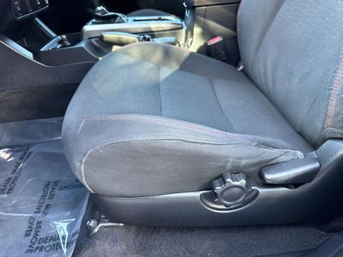 Used 2017 Toyota Tacoma SR5 w/ Tow Package image 11