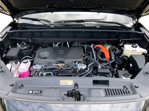 Certified 2026 Toyota Highlander XLE AWD/4WD image 30