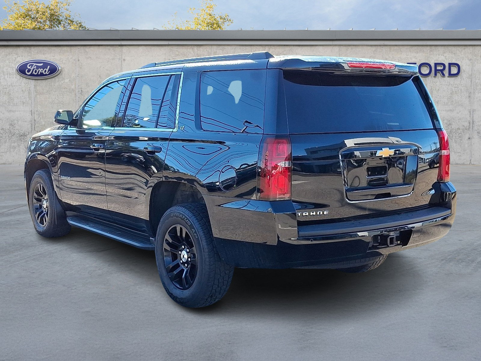 Used 2020 Chevrolet Tahoe LT AWD/4WD image 4