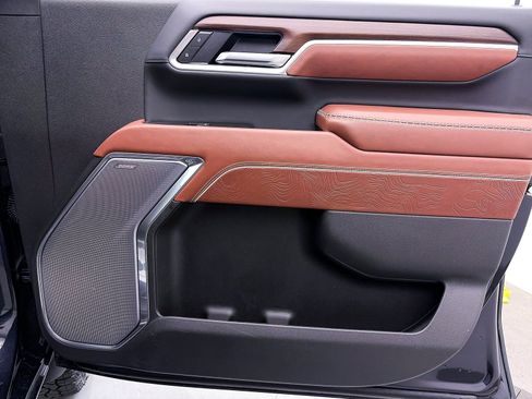 Used 2025 GMC Sierra 2500 Denali Ultimate image 39