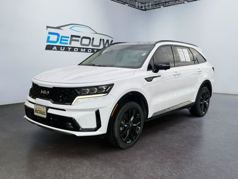 Used 2023 Kia Sorento SX AWD/4WD image 7