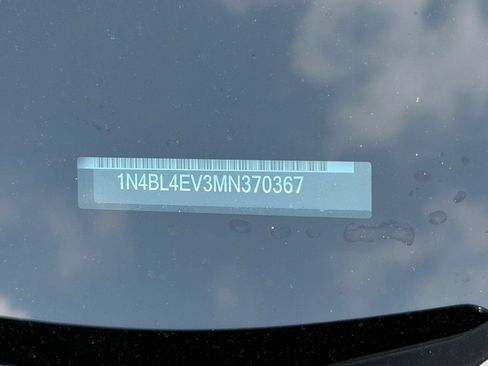 Used 2021 Nissan Altima 2.5 SL FWD image 10