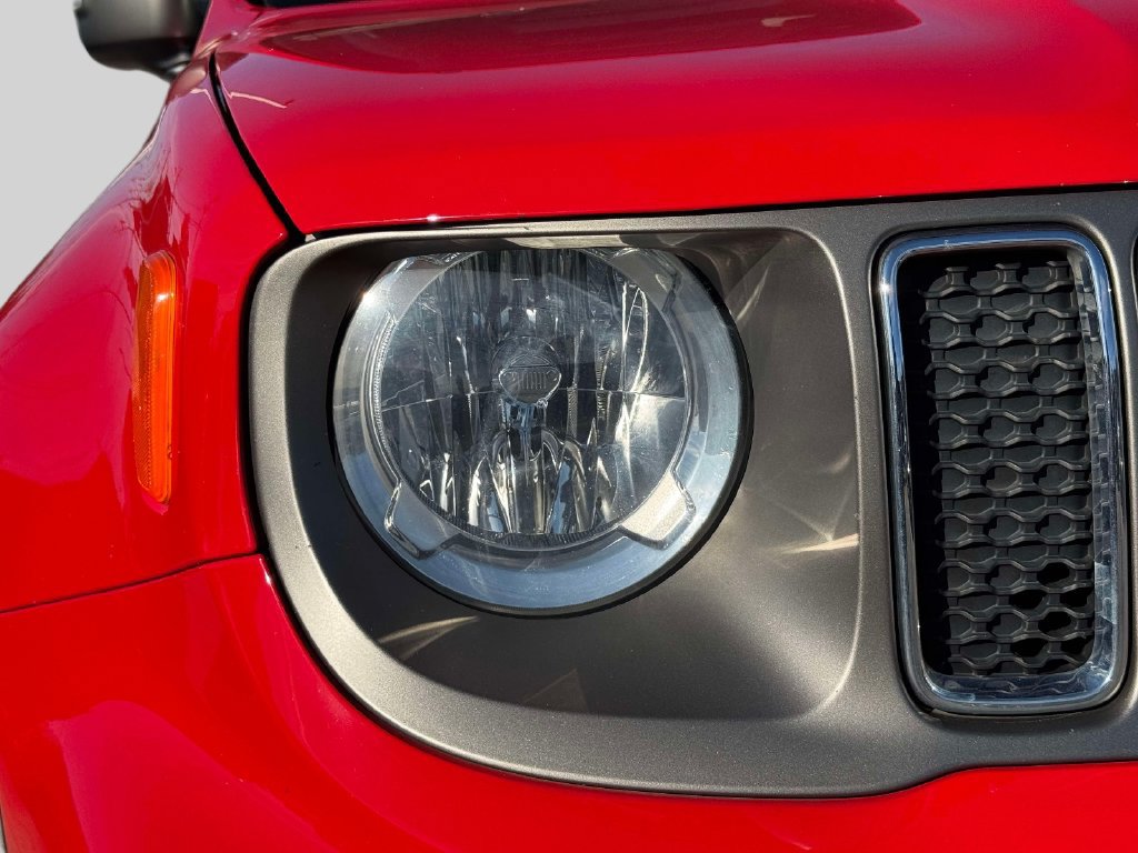 Used 2021 Jeep Renegade Limited w/ Sun & Sound Group AWD/4WD image 8