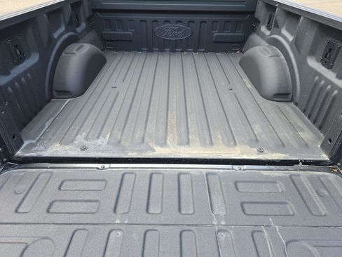 Used 2019 Ford F150 Platinum w/ Equipment Group 701A Luxury image 28