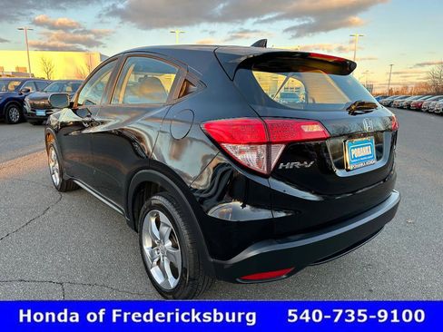 Certified 2018 Honda HR-V LX image 4