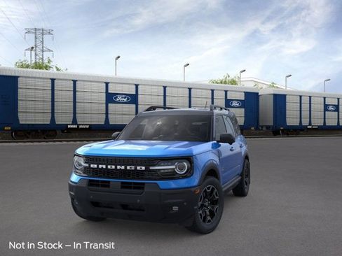New 2025 Ford Bronco Sport Outer Banks w/ Outer Banks Tech Package+ image 2