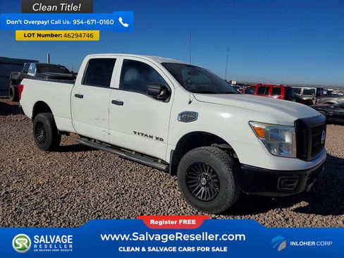 Used 2017 Nissan Titan S image 5