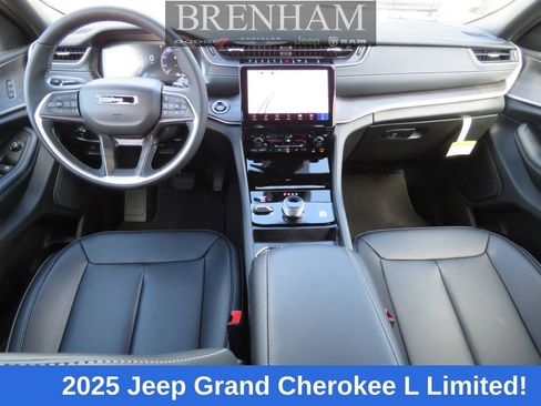 New 2025 Jeep Grand Cherokee L Limited image 18