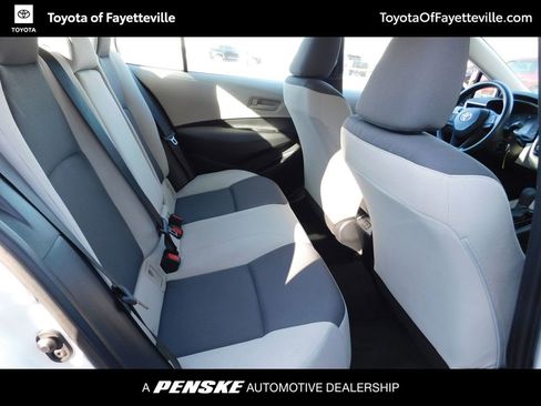 Used 2024 Toyota Corolla LE image 5