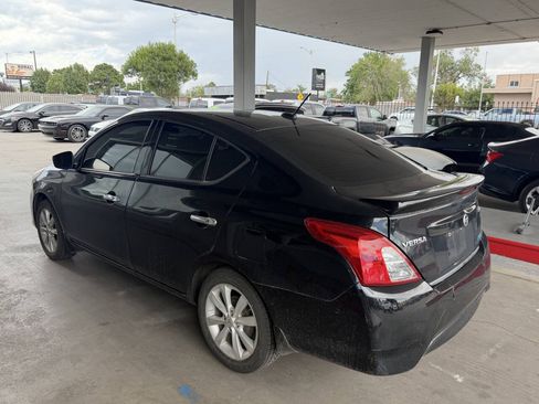 Used 2016 Nissan Versa FWD image 6