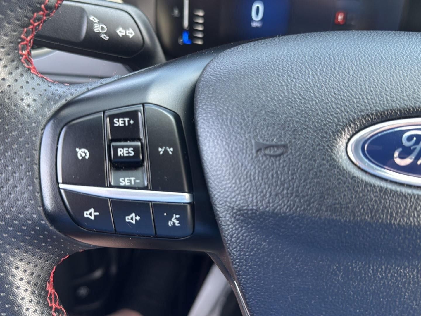 Used 2023 Ford Escape ST-Line AWD/4WD image 14