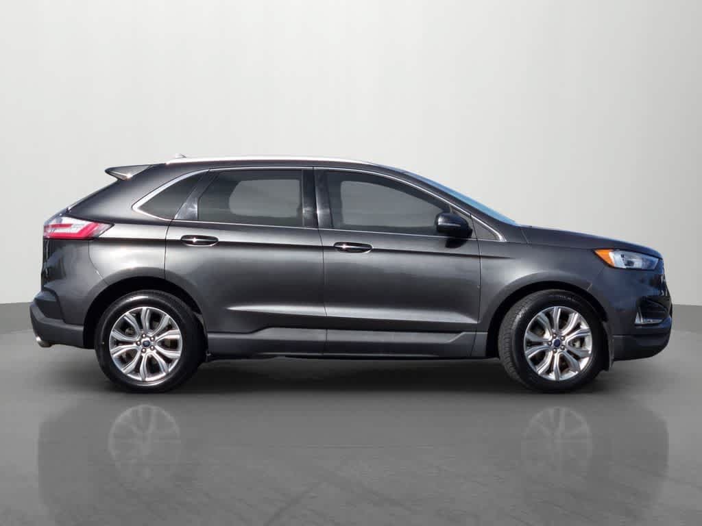 Used 2019 Ford Edge Titanium AWD/4WD image 7