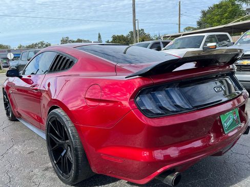 Used 2017 Ford Mustang GT image 7