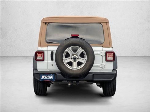 Used 2019 Jeep Wrangler Unlimited Sport S image 6