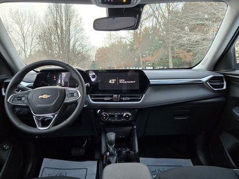 New 2026 Chevrolet TrailBlazer LT w/ Convenience Package image 12