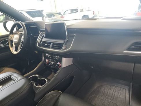 Used 2023 GMC Yukon SLT w/ SLT Premium Package AWD/4WD image 26