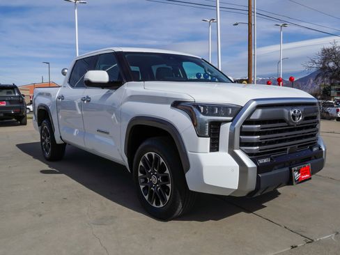 Used 2024 Toyota Tundra Limited image 2