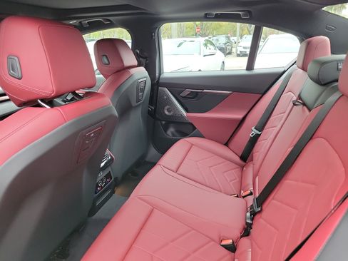 New 2026 BMW 540i xDrive 540i xDrive w/ M Sport Package image 11