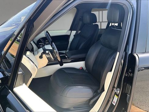 Used 2023 Land Rover Range Rover SE AWD/4WD image 25
