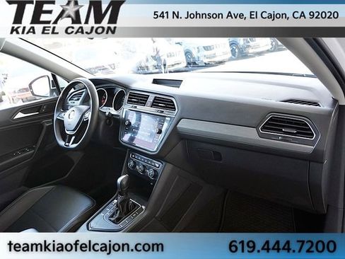 Used 2021 Volkswagen Tiguan SE FWD image 10
