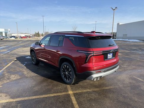New 2026 Chevrolet Traverse LT image 7