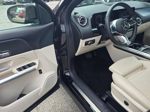 Certified 2025 Mercedes-Benz GLA 250 4MATIC image 12
