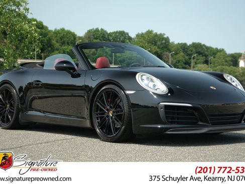 Used 2017 Porsche 911 Carrera RWD image 1