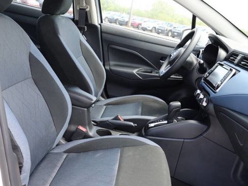 Used 2025 Nissan Versa SV w/ Trunk Package FWD image 15