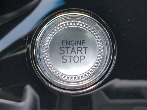 Certified 2025 Genesis G70 2.5T image 26