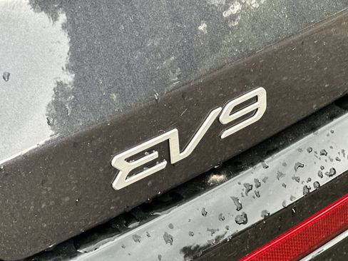New 2026 Kia EV9 Land AWD/4WD image 27
