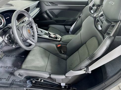 Used 2022 Porsche 911 GT3 image 22