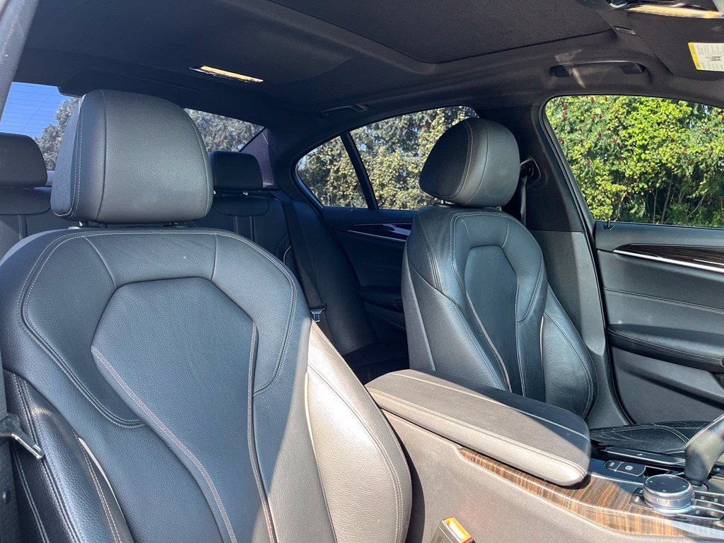 Used 2018 BMW 540i xDrive AWD/4WD image 32