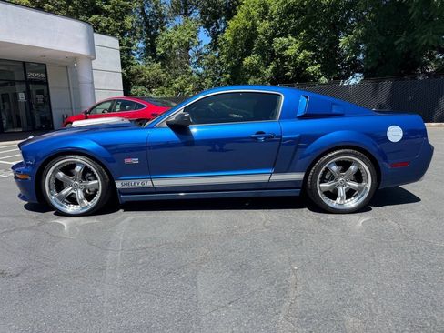 Used 2008 Ford Mustang GT Premium RWD image 2