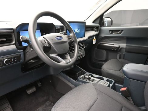 New 2025 Ford Maverick XL w/ Equipment Group 102A image 18