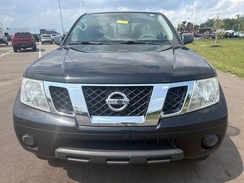 Used 2019 Nissan Frontier SV RWD image 3